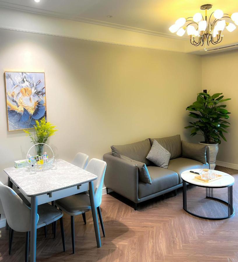 Can Ho Cao Cap Altara Serviced Residences กวีเญิน ภายนอก รูปภาพ