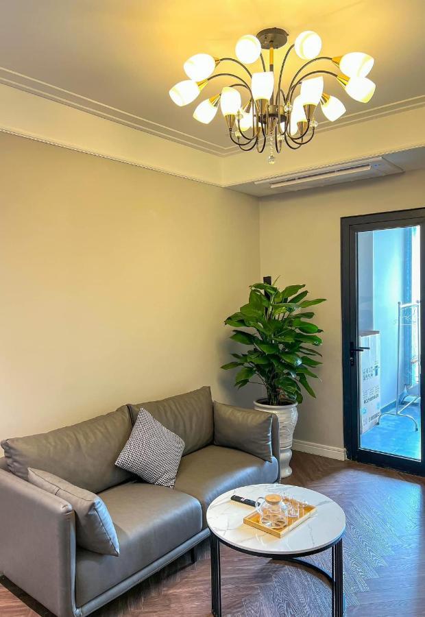 Can Ho Cao Cap Altara Serviced Residences กวีเญิน ภายนอก รูปภาพ