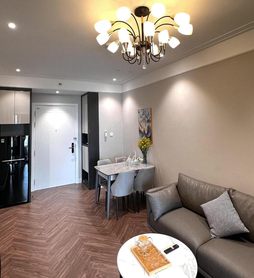 Can Ho Cao Cap Altara Serviced Residences กวีเญิน ภายนอก รูปภาพ