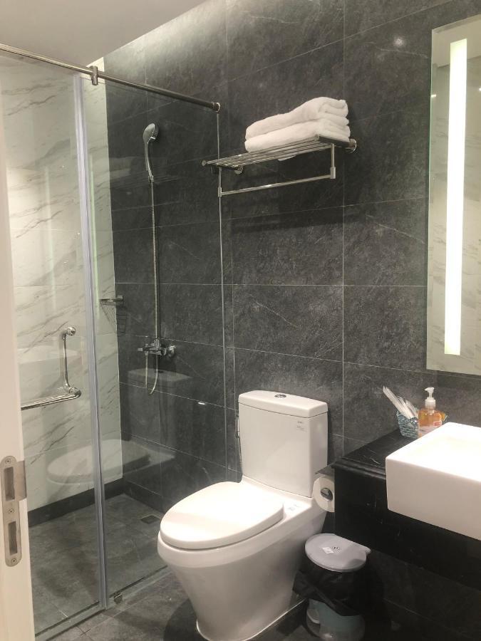 Can Ho Cao Cap Altara Serviced Residences กวีเญิน ภายนอก รูปภาพ